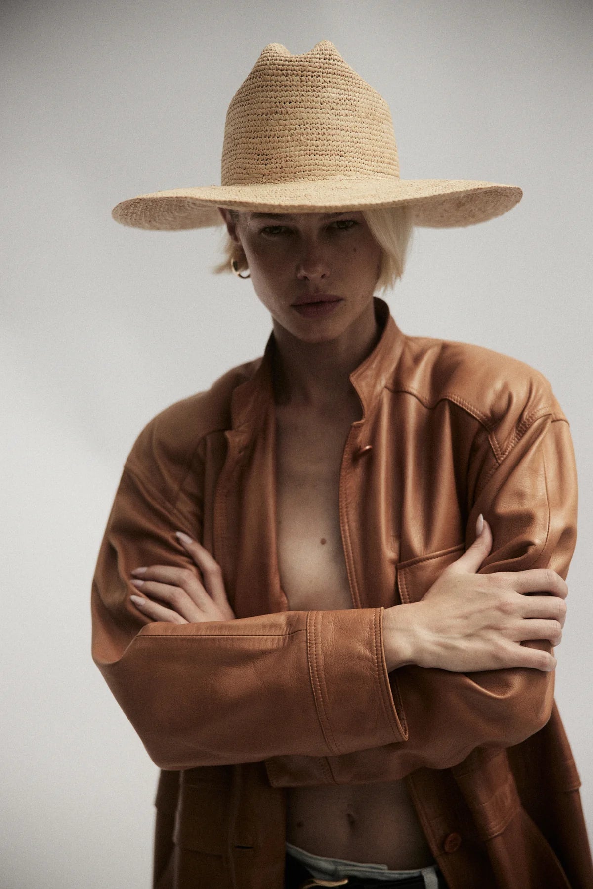 CHANDLER HAT IN NATURAL - Romi Boutique