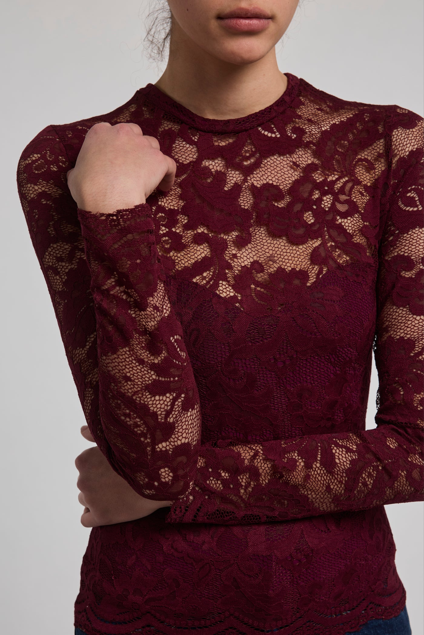 CLAYTON LACE TOP IN CABERNET