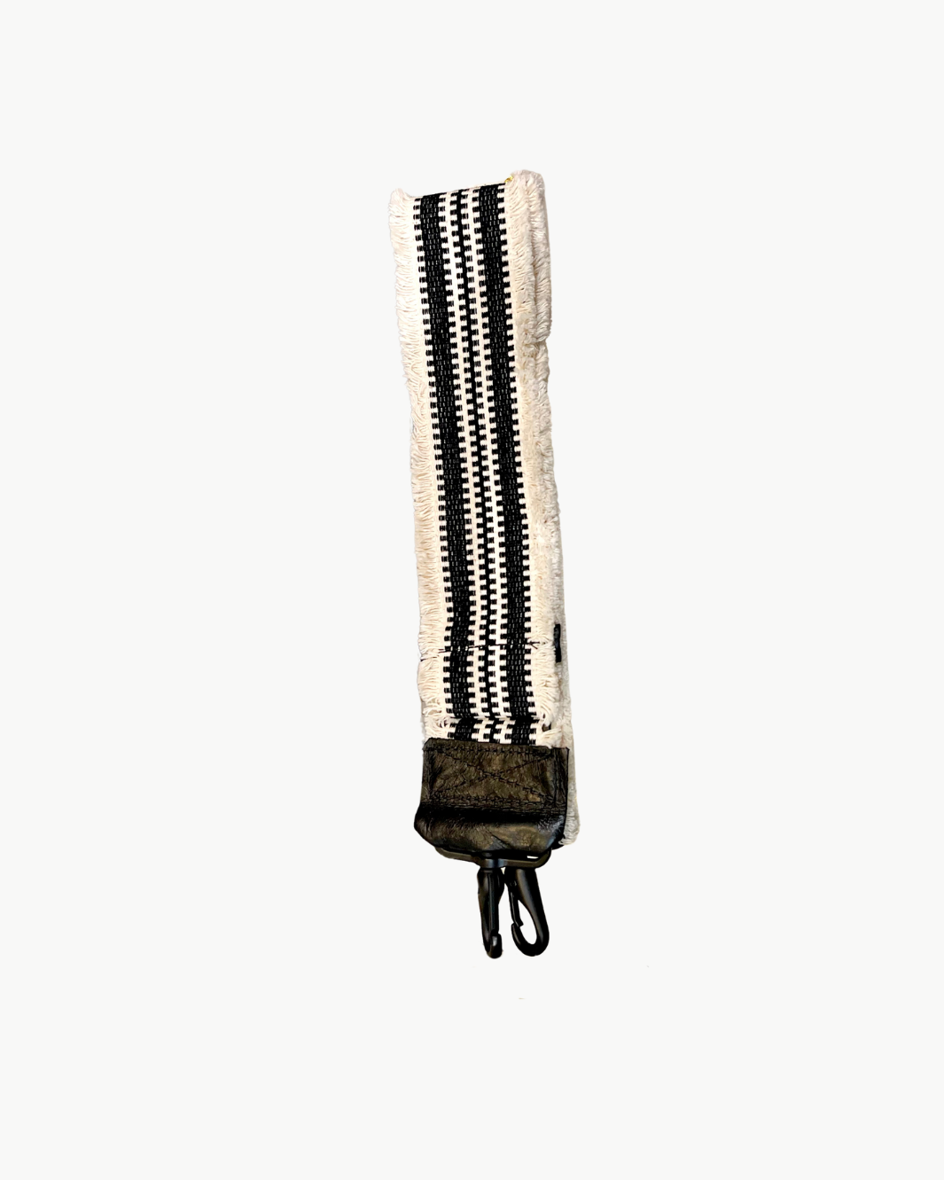 WOVEN STRAP IN BLACK/WHITE FRINGE