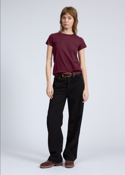 THE SLUB TEE IN BURGUNDY