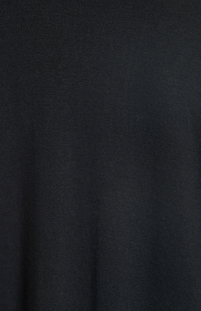 THE LONG SLEEVE KNIT VEE IN BLACK