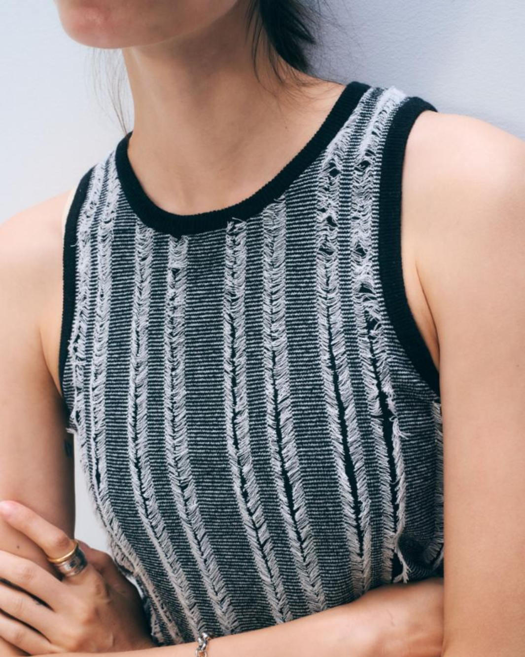White & Warren LINEN BLEND TEXTURED TOP at Romi Boutique