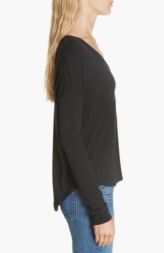 THE LONG SLEEVE KNIT VEE IN BLACK
