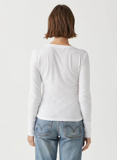 LOGAN V-NECK TEE IN WHITE