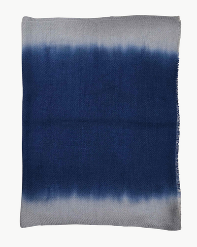 BORDER OMBRE IN BLUE