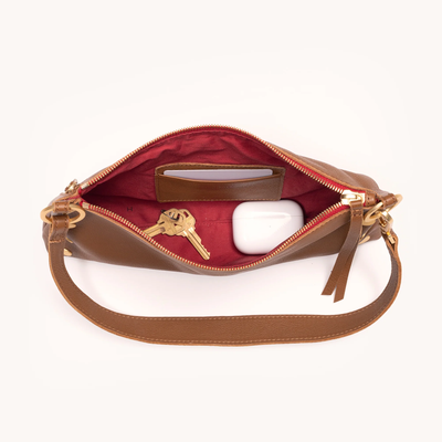 KYLE IN MAHOGANY PEBBLE/BRUSHED GOLD RED ZIP
