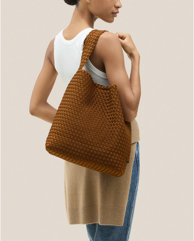NOMAD MEDIUM HOBO IN TEAK