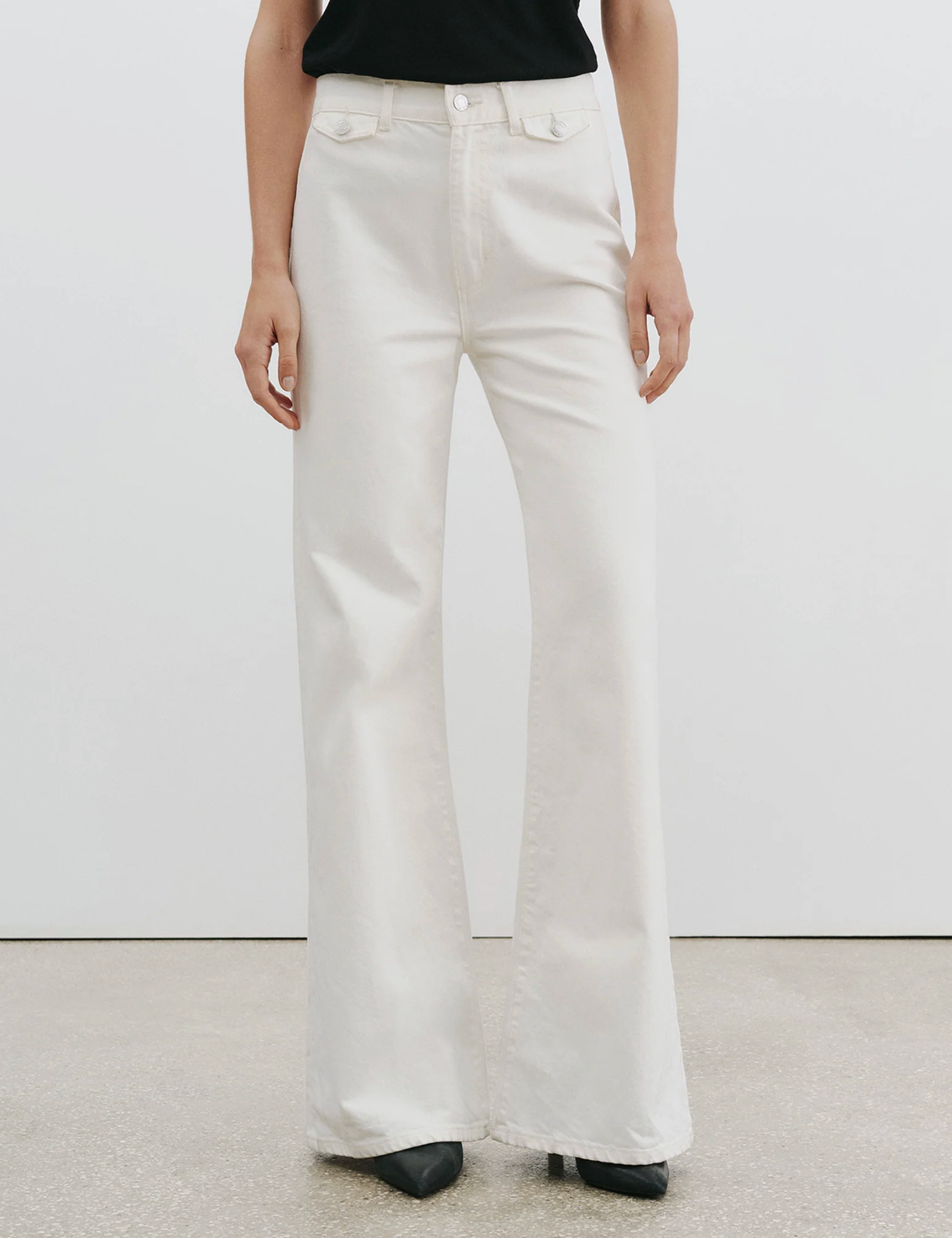 EDIRA JEAN IN CREAM - Romi Boutique