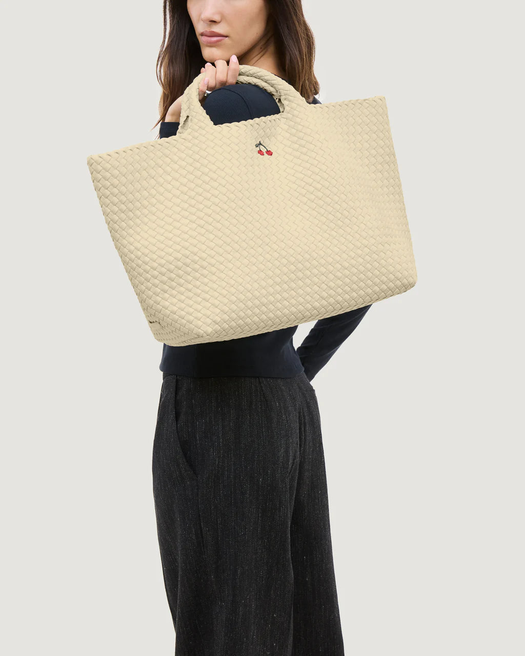Naghedi ST. BARTHS LARGE TOTE CHERRY at Romi Boutique