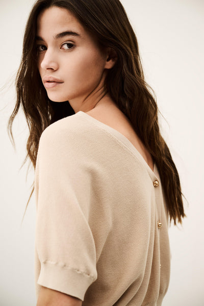 BASEM SHORT-SLEEVE SWEATER IN BEIGE