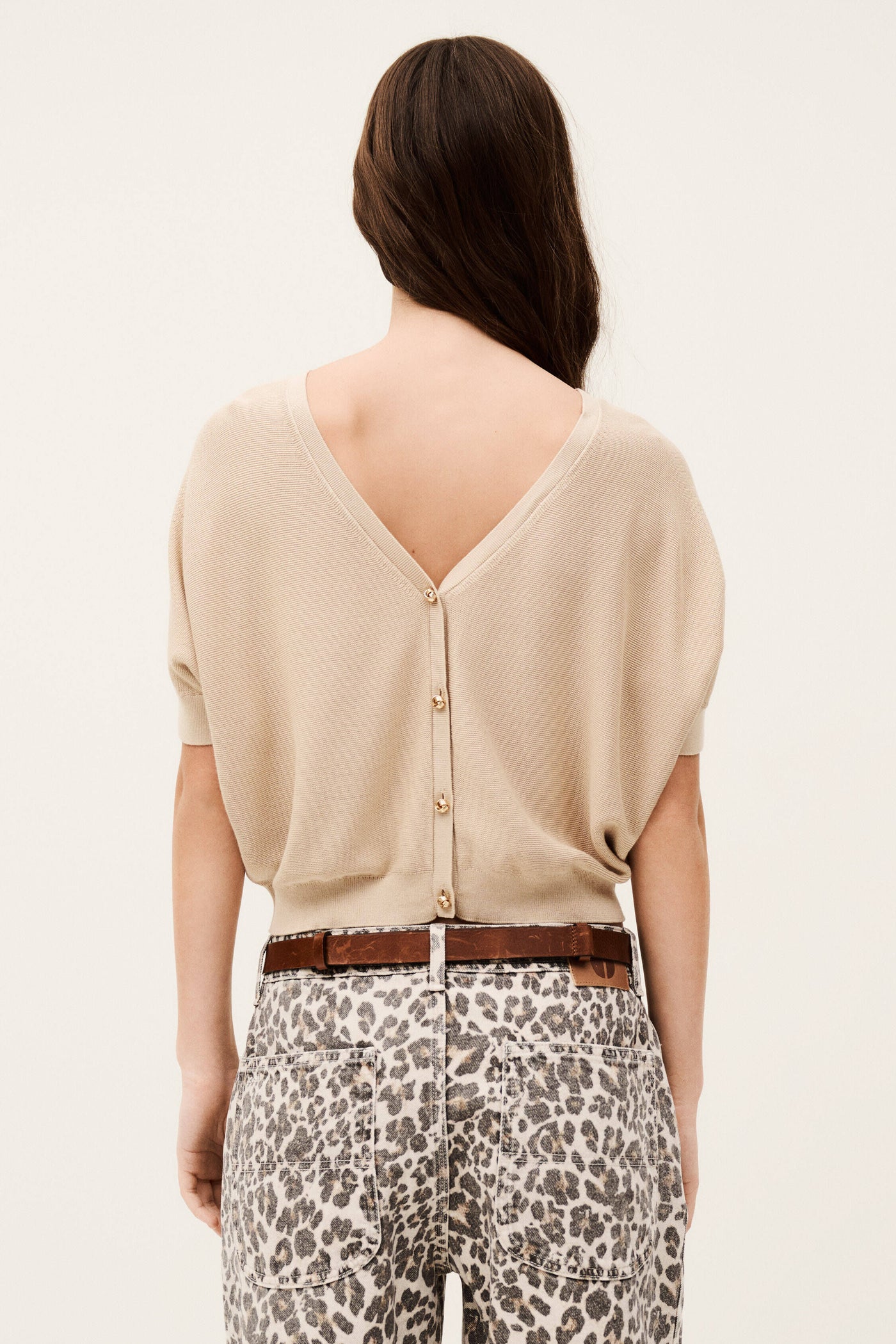 BASEM SHORT-SLEEVE SWEATER IN BEIGE