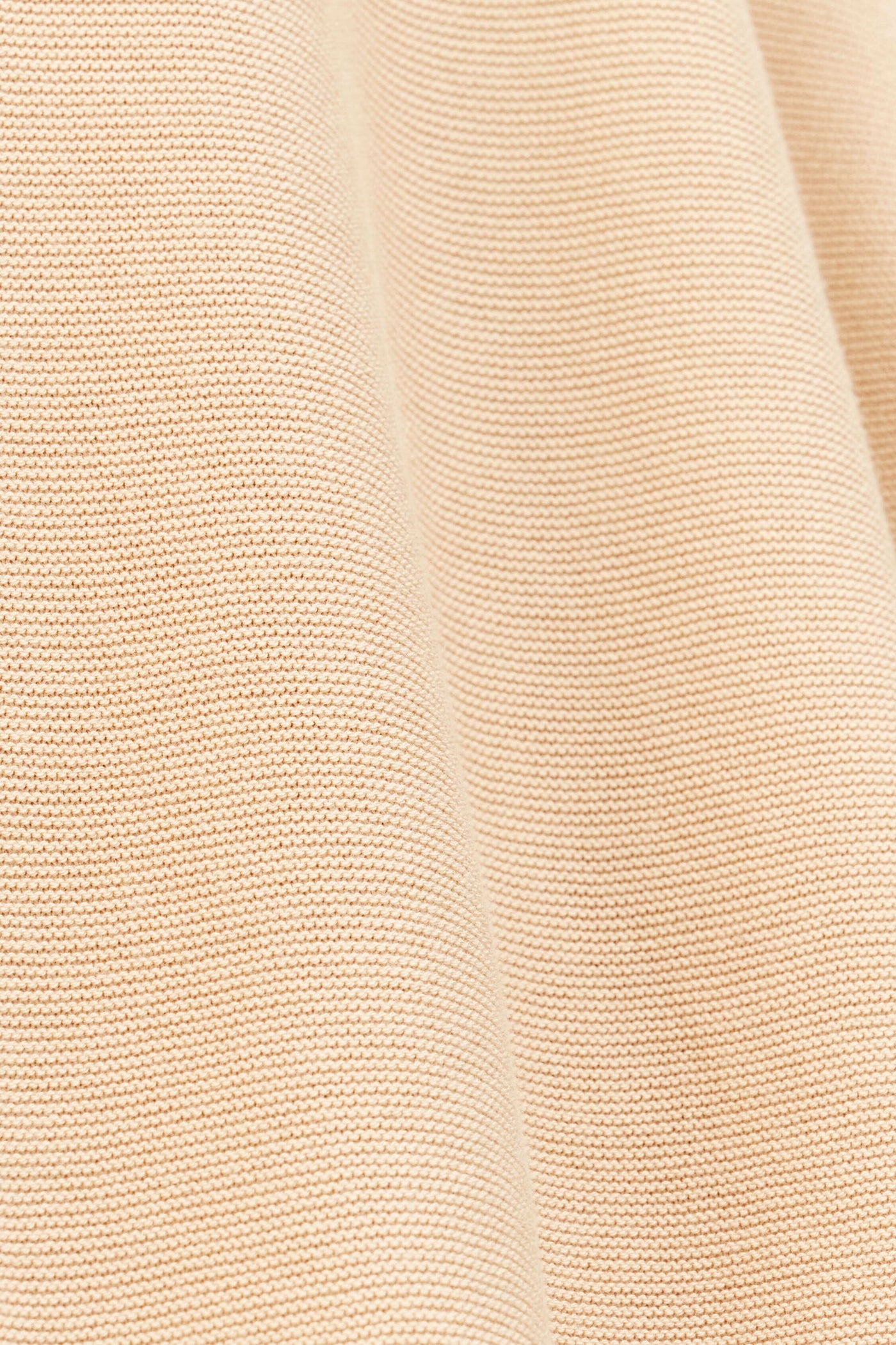 BASEM SHORT-SLEEVE SWEATER IN BEIGE