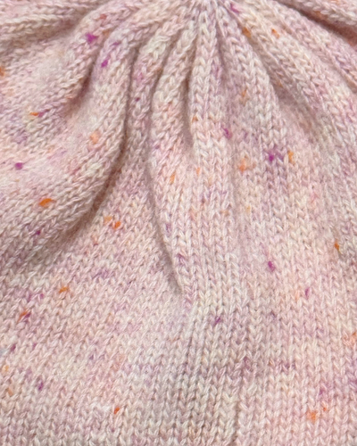 ASYMMETRIC BAG HAT IN PINKBERRY