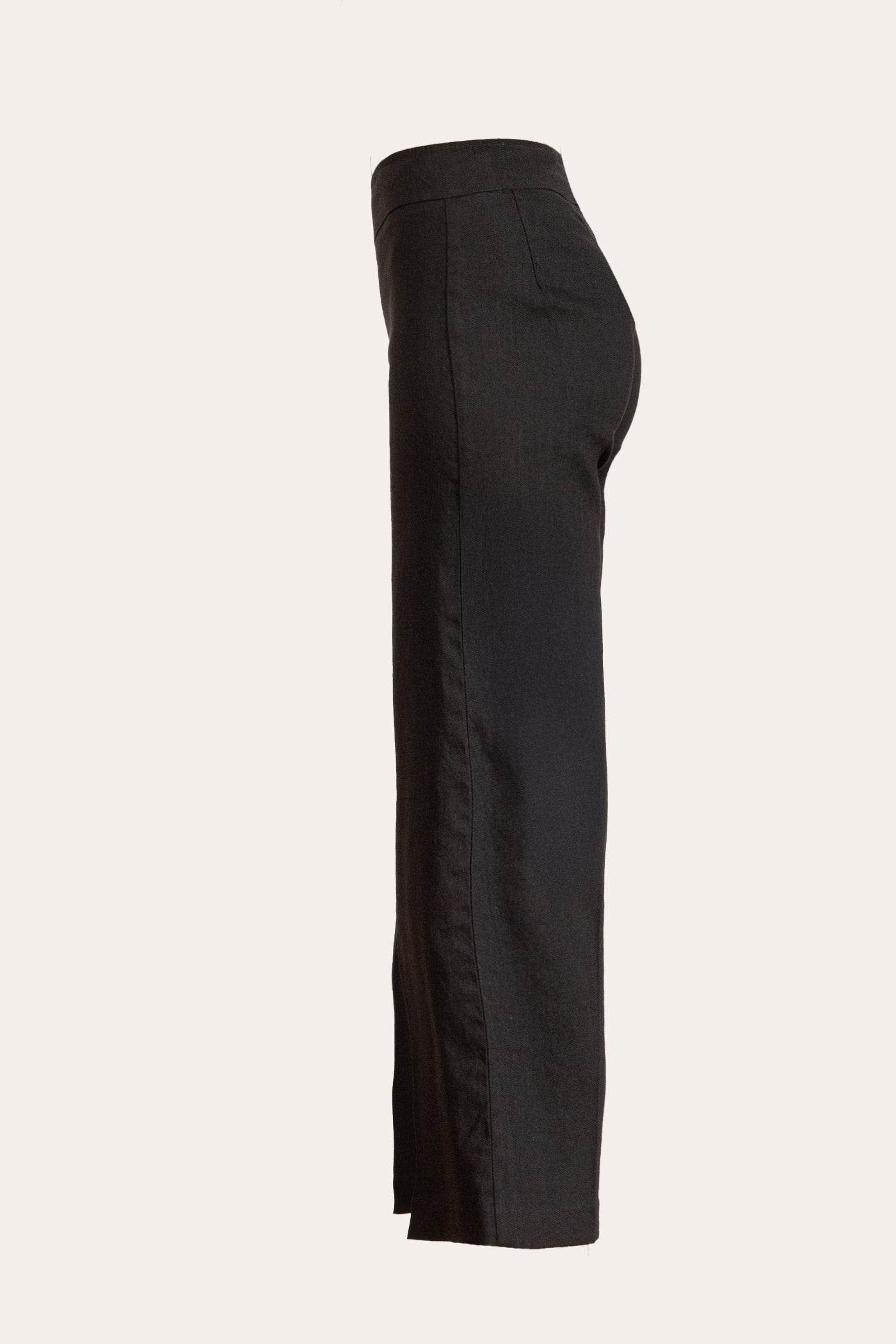 Avenue Montaigne ALEX LINEN at Romi Boutique