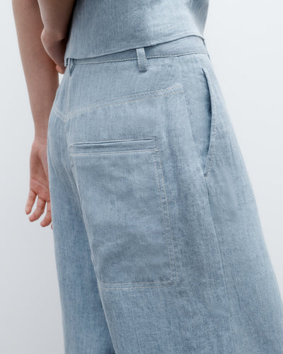 CROPPED HOWARD IN LIGHT INDIGO
