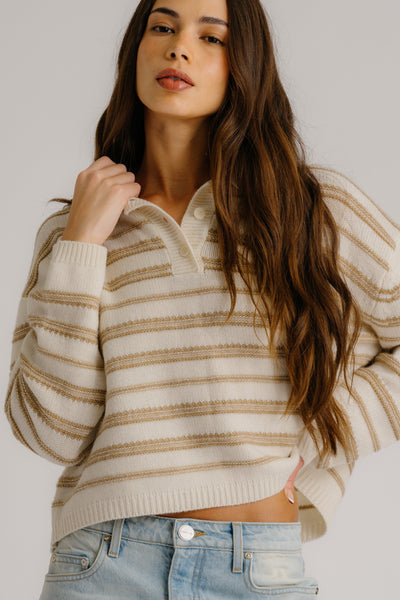 ELSIE RELAXED STRIPED CASHMERE POLO IN GARDENIA/CAMEL