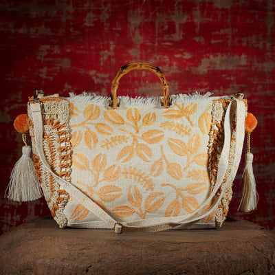 HARYALI JUTE TOTE IN CORAL - Romi Boutique