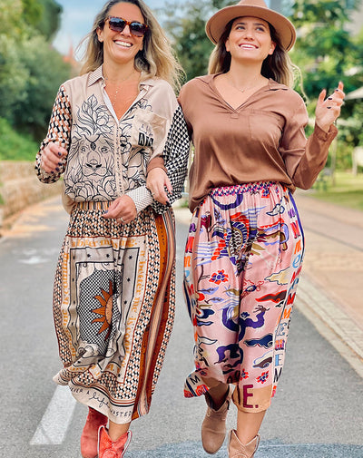 JOY PRINTED MIDI SKIRT IN DRAGON