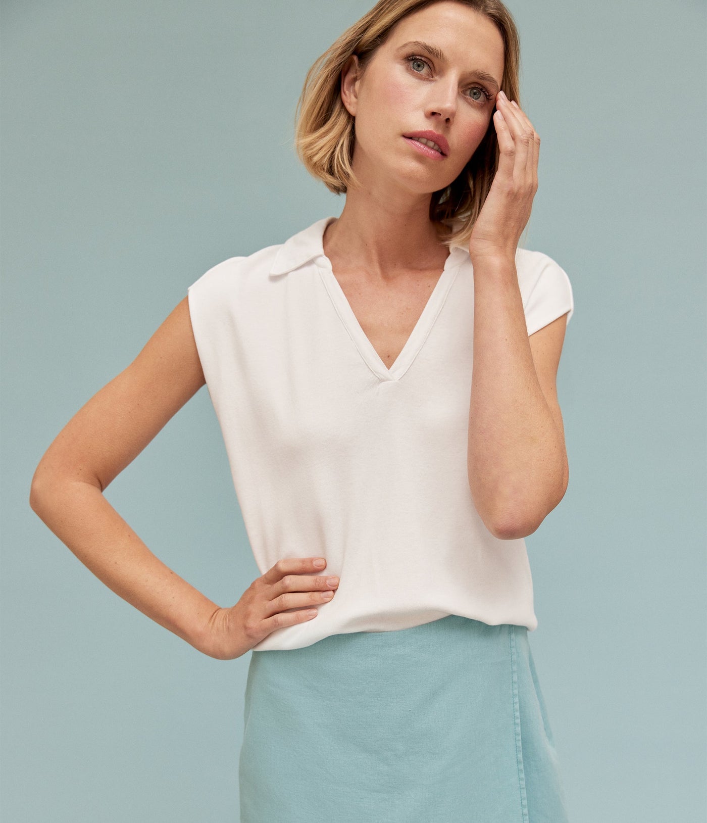 FAYE POWER SHOULDER POLO IN WHITE - Romi Boutique