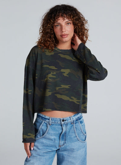 CROPPED LONG SLEEVE IN CAMO