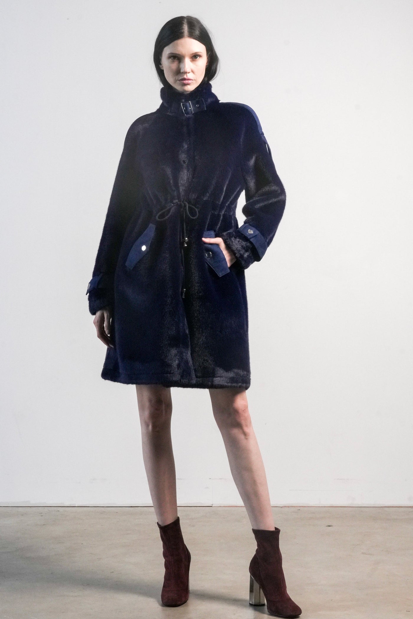 CHICA CHICA JACKET IN NAVY