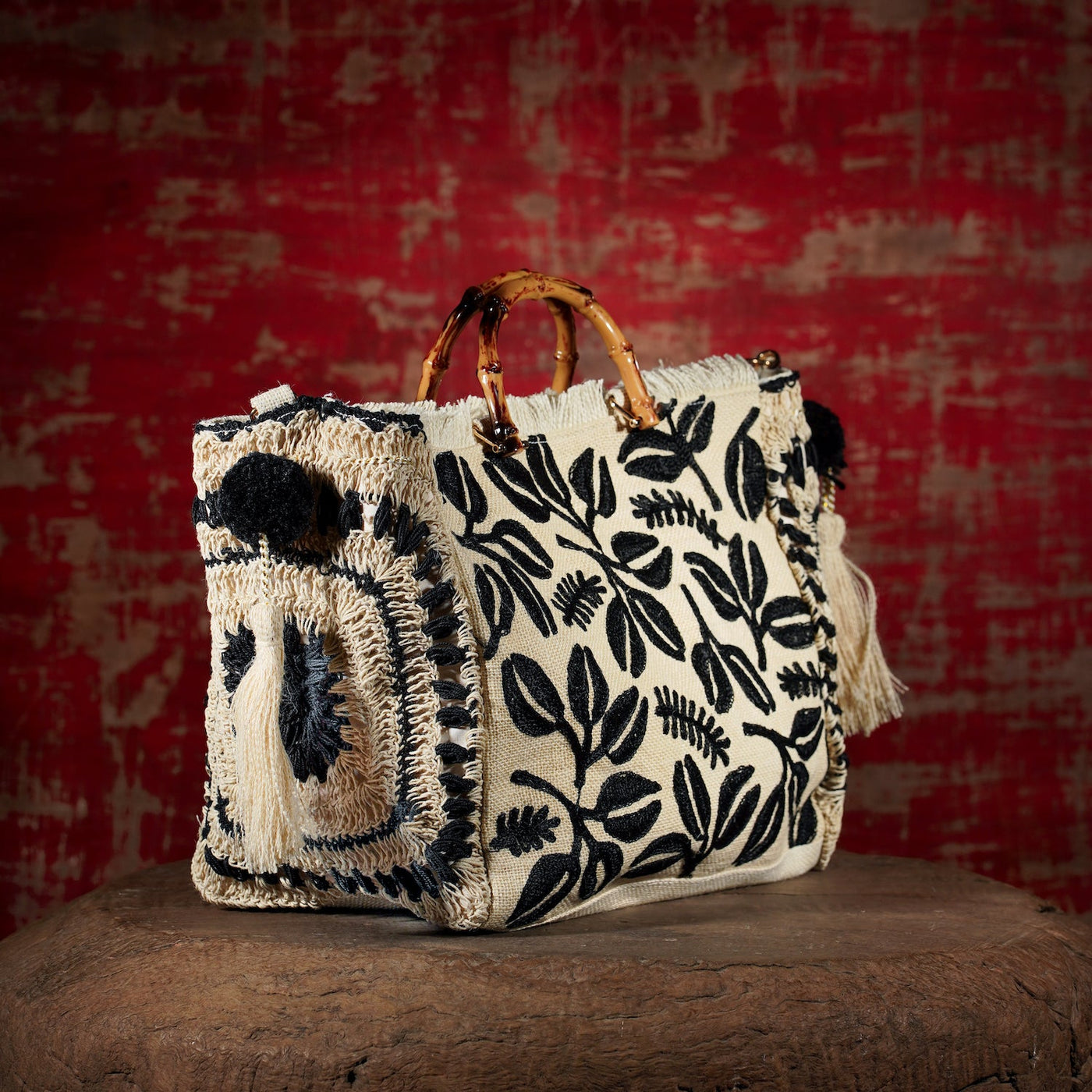 HARYALI JUTE TOTE IN BLACK - Romi Boutique