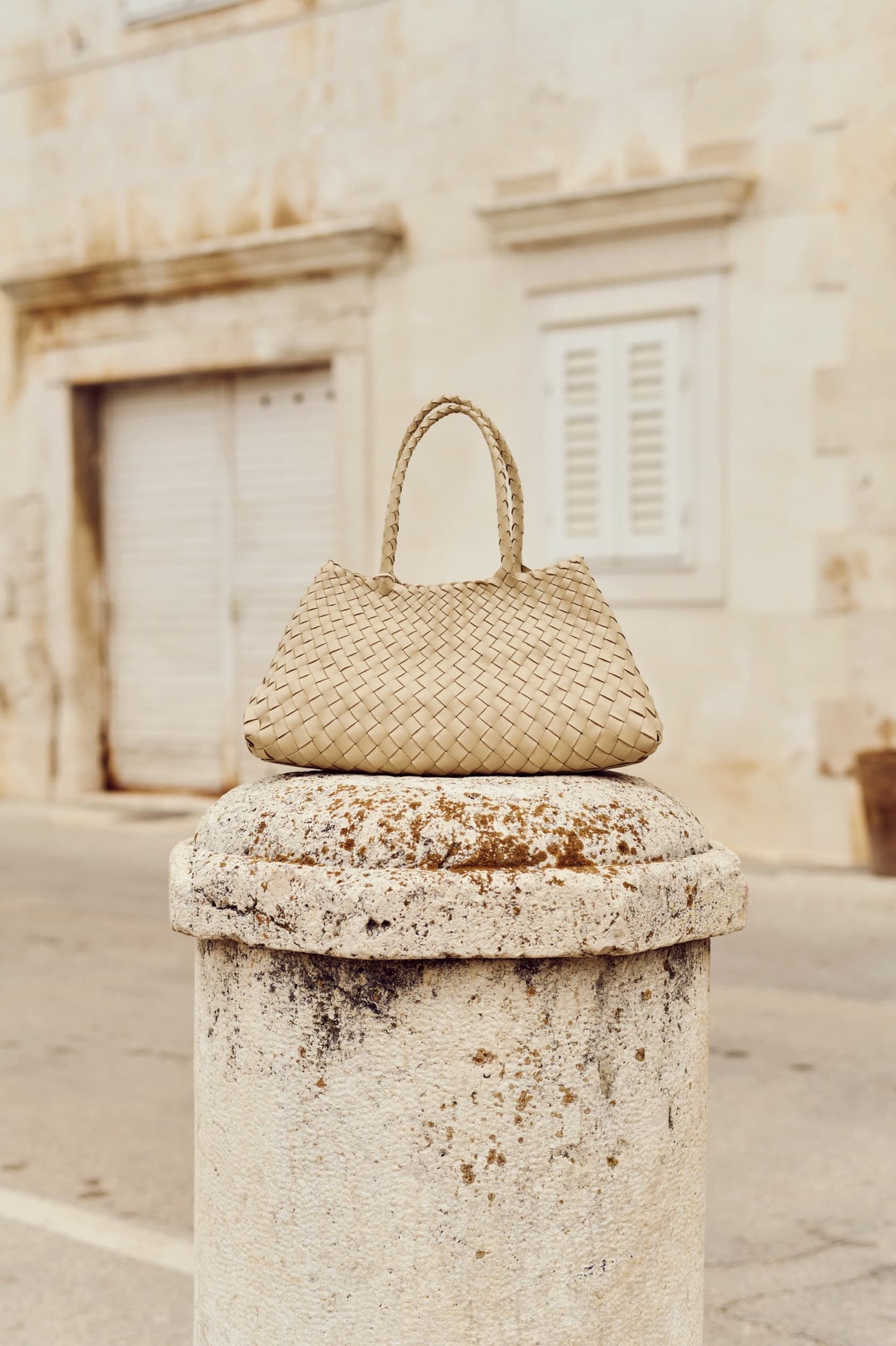 SANTA CROCE BIG IN PEARL - Romi Boutique