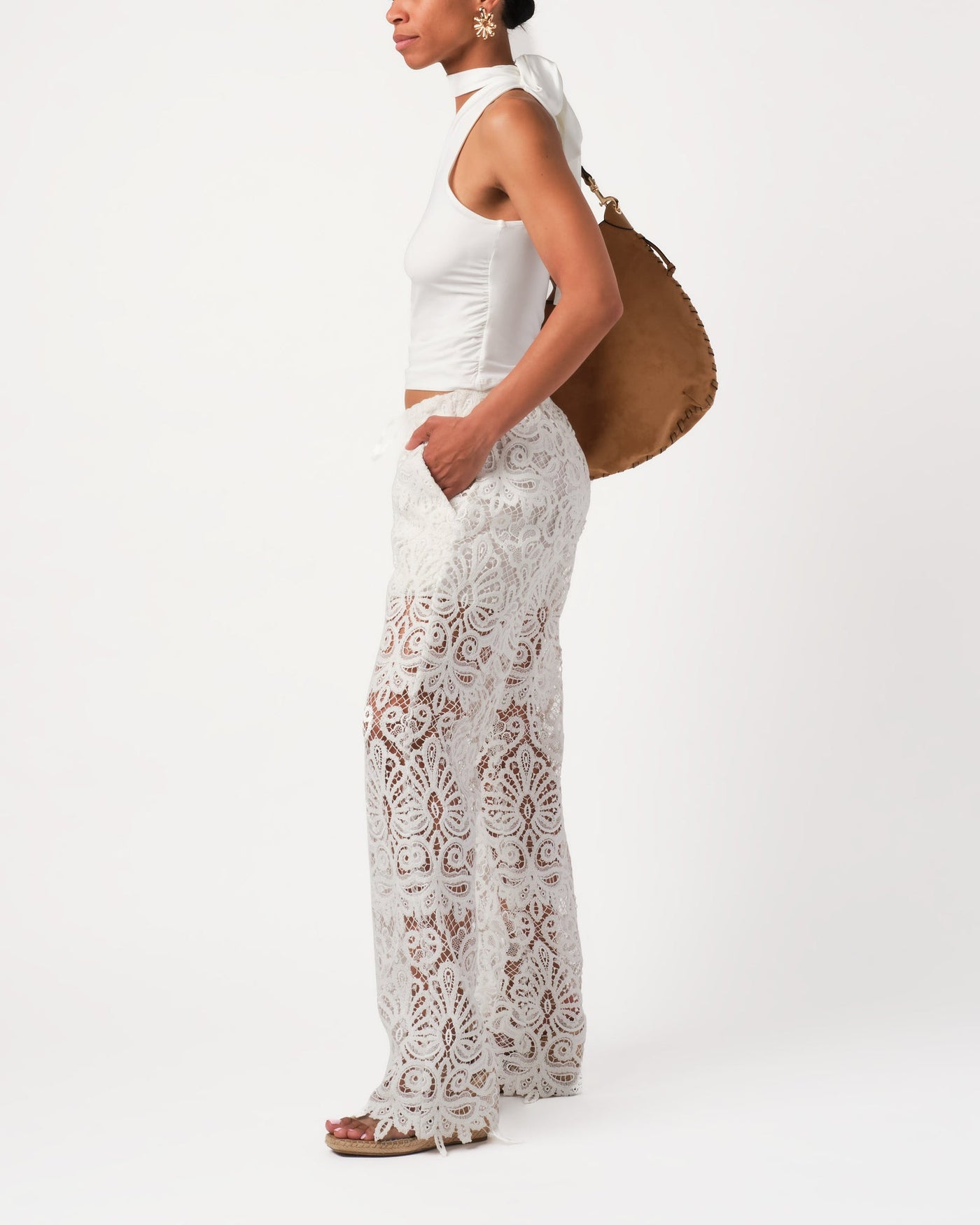 BRIE PANTS IN WHITE - Romi Boutique