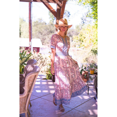 BIANCA MAXI DRESS IN SALMON TEAL PRINT - Romi Boutique