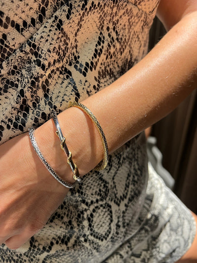 DANCING SNAKE BANGLE IN SILVER