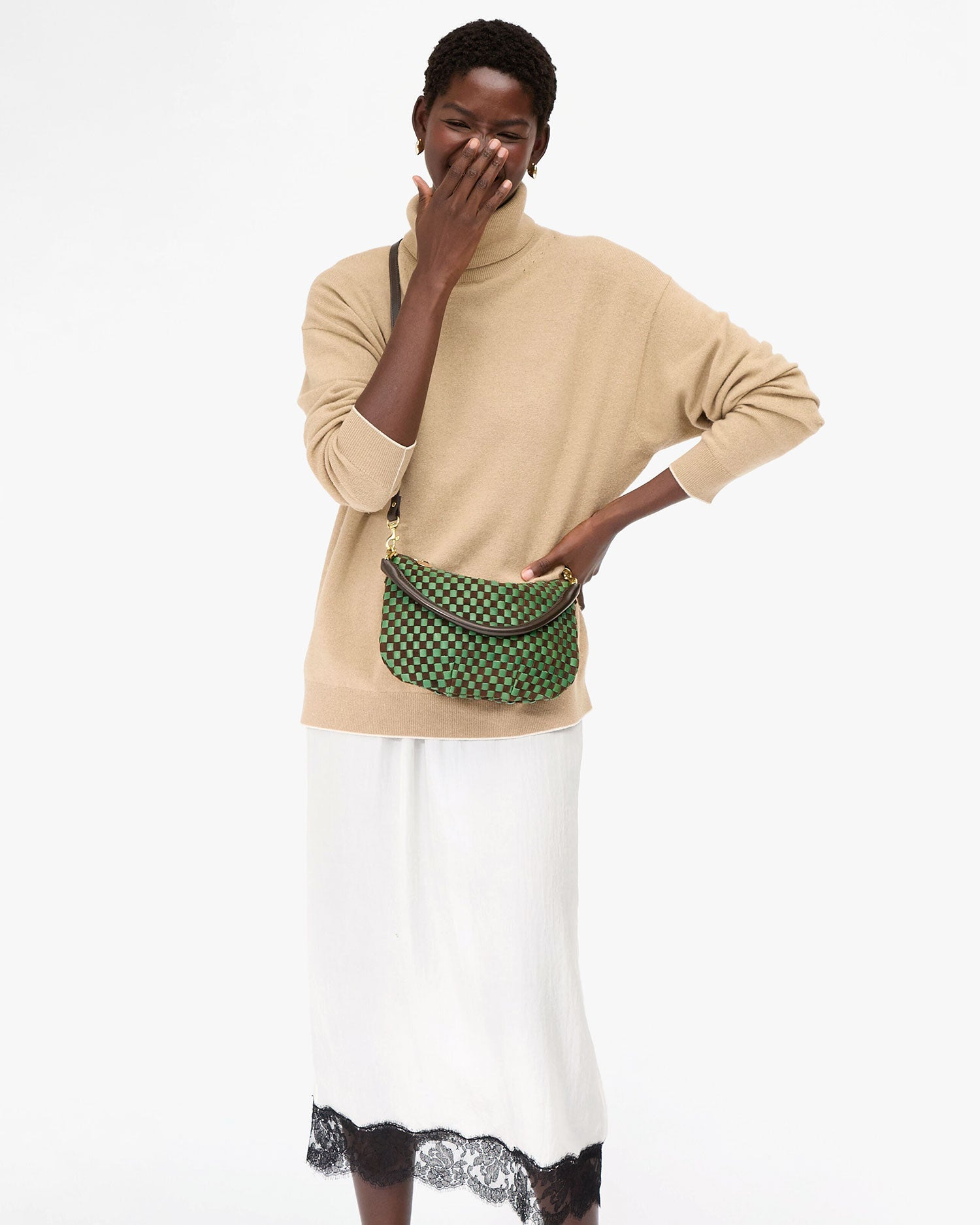 Clare V PETIT MOYEN MESSENGER at Romi Boutique