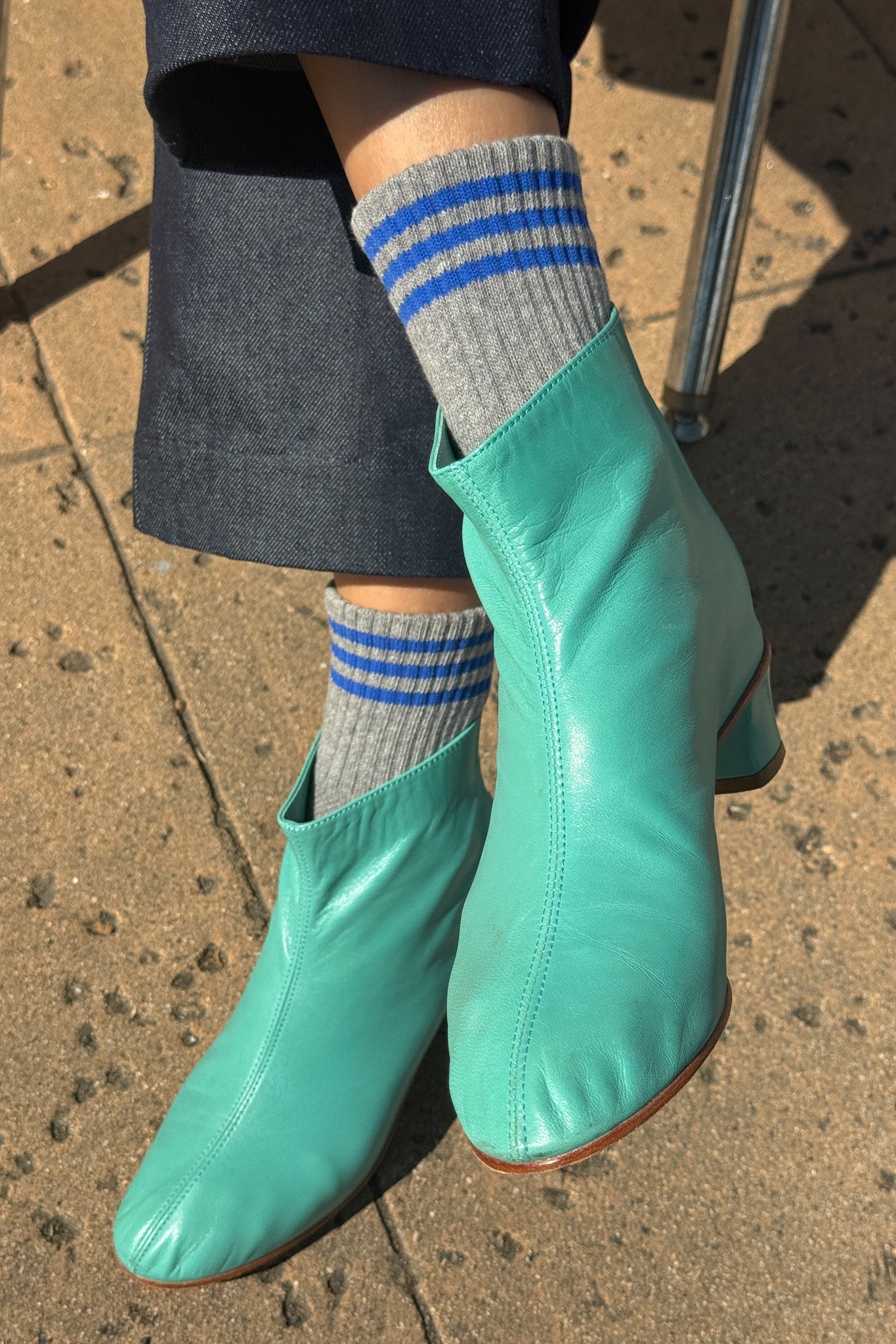 GIRLFRIEND SOCKS - Romi Boutique