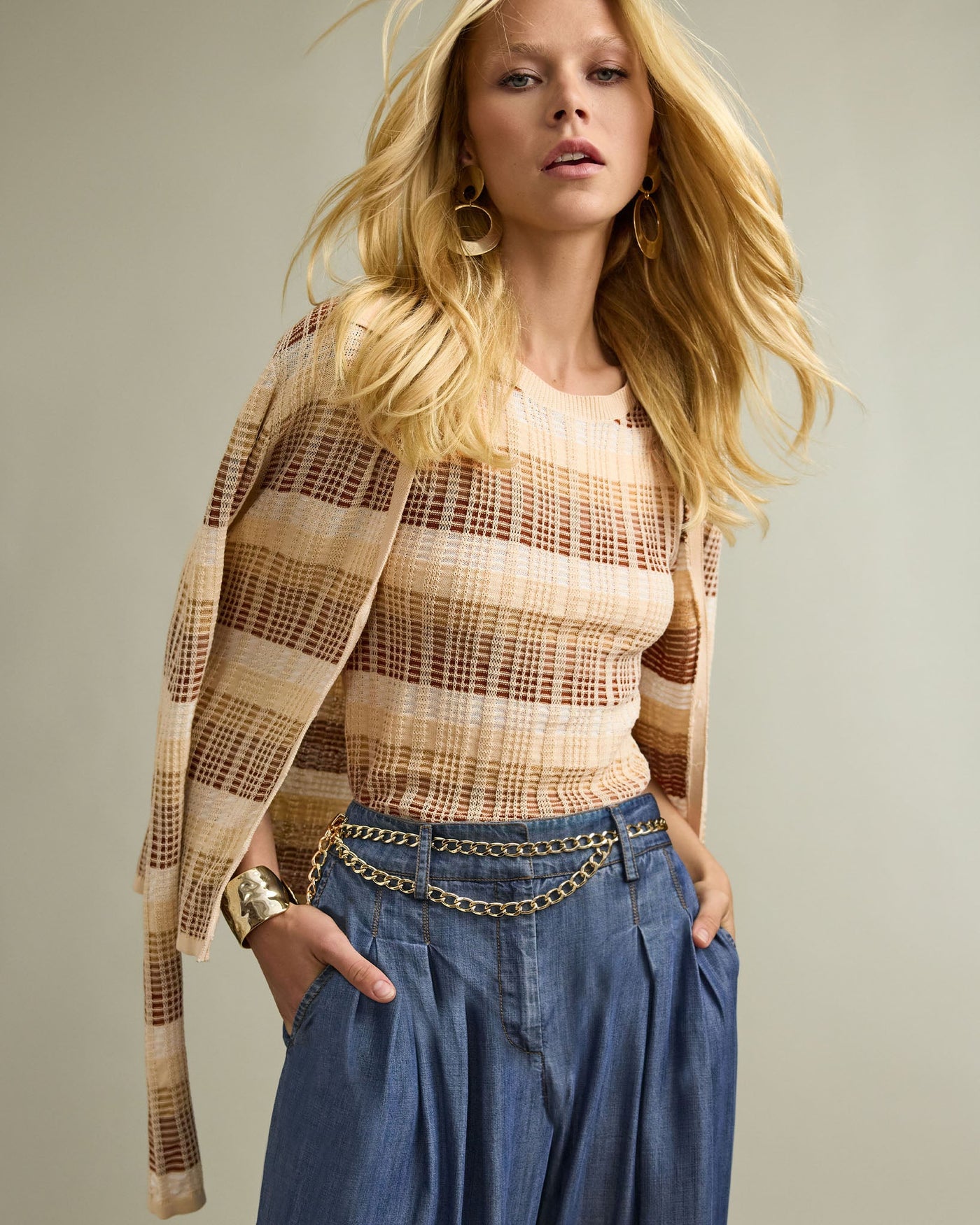 REBECCA KNIT FLUTTER SLEEVE TOP IN BONE PLAID - Romi Boutique