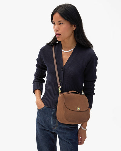 TURNLOCK LOUIS W/ TOP HANDLE IN CHOCO BAR