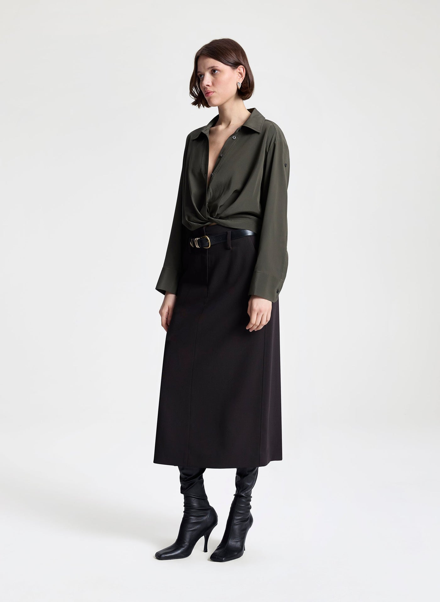 LEO SILK TOP IN OLIVE BROWN