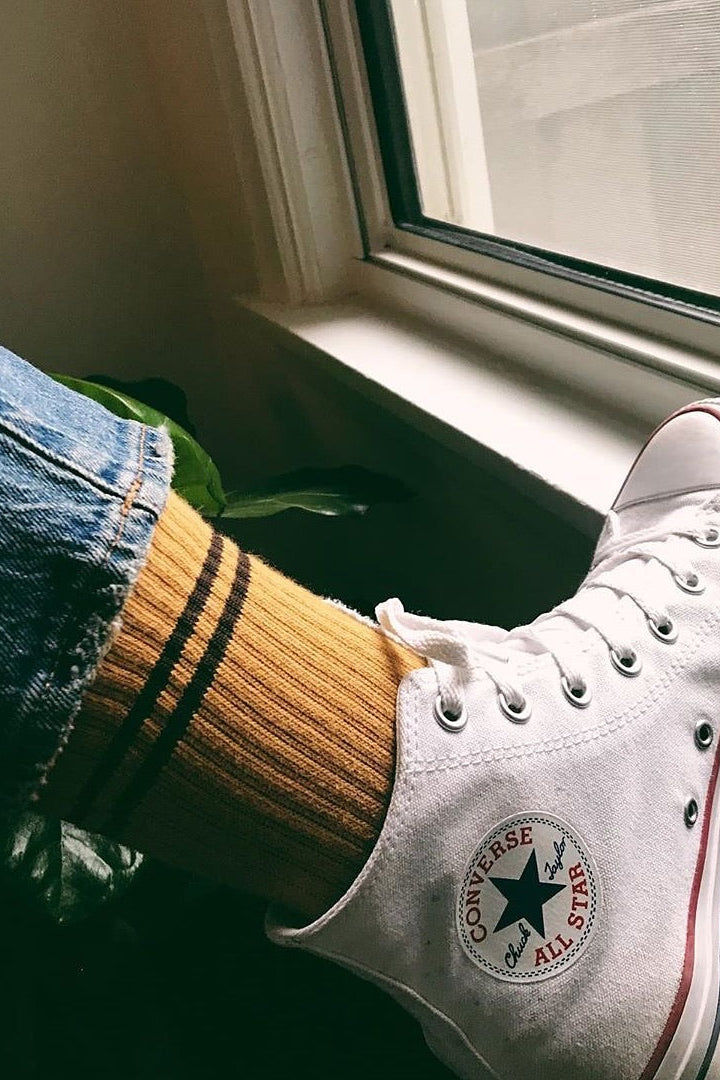 LE BON SHOPPE BOYFRIEND SOCKS IN BISCOTTI at Romi Boutique