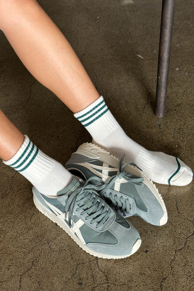 GIRLFRIEND SOCKS - Romi Boutique