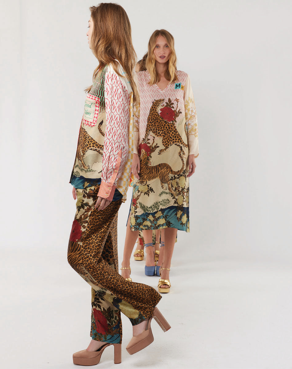 BAILEY STRAIGHT LEG PRINTED PANT IN ORIENTAL - Romi Boutique