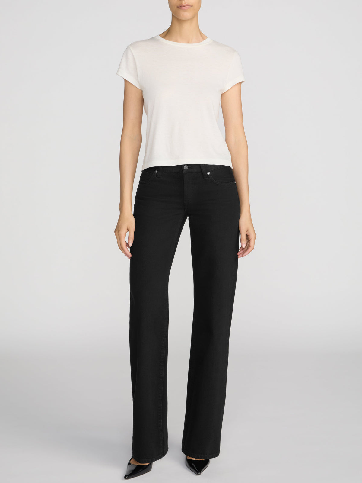 Frame The Gray Jean at Romi Boutique