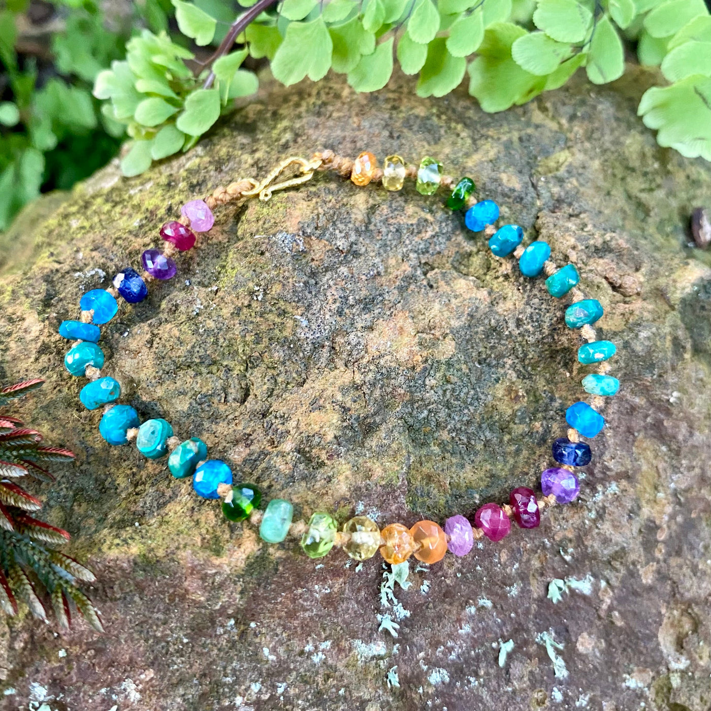 RAINBOW BRACELET IN OPALINA