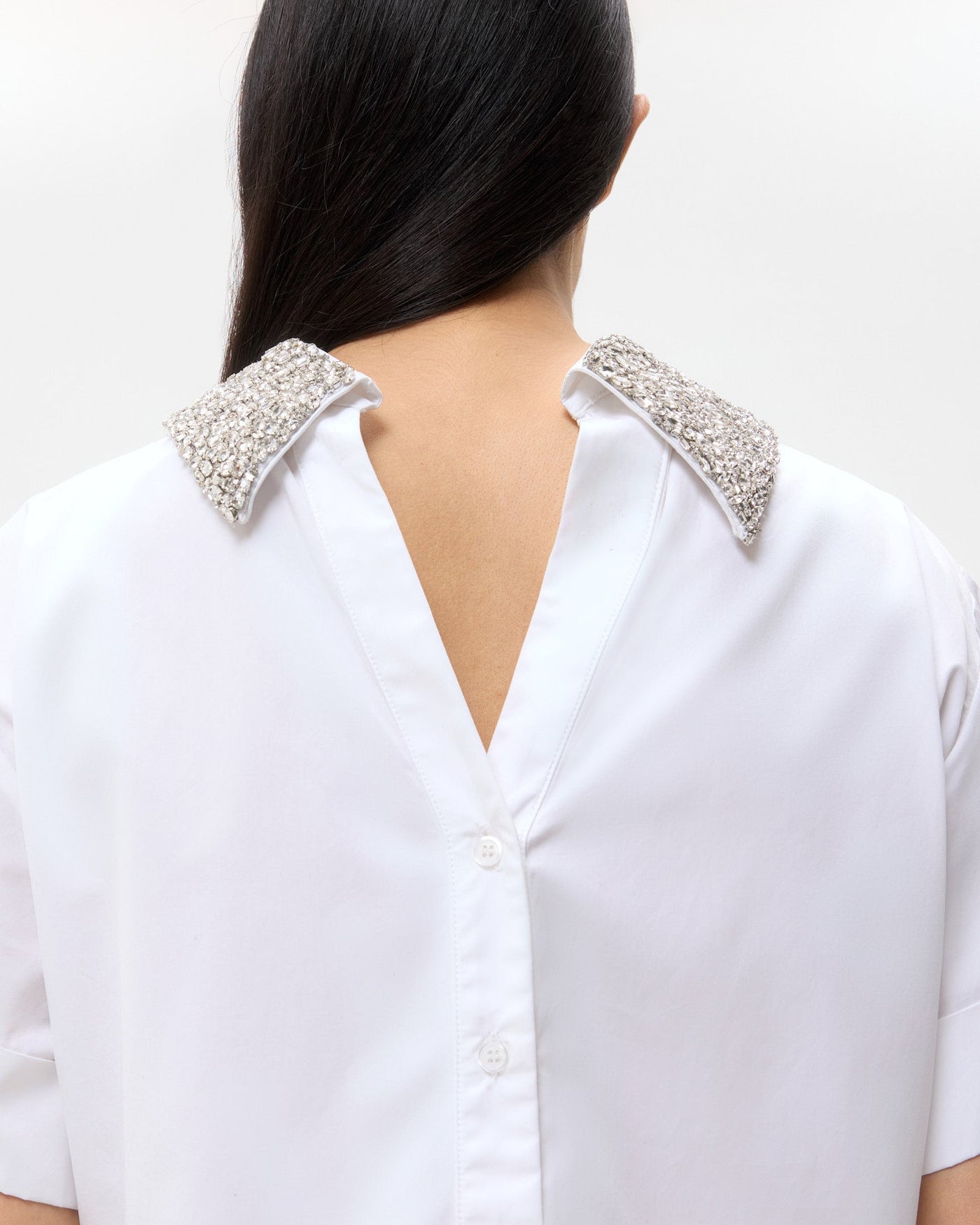 FOREVER AND ALWAYS W/ CRYSTAL COLLAR IN WHITE