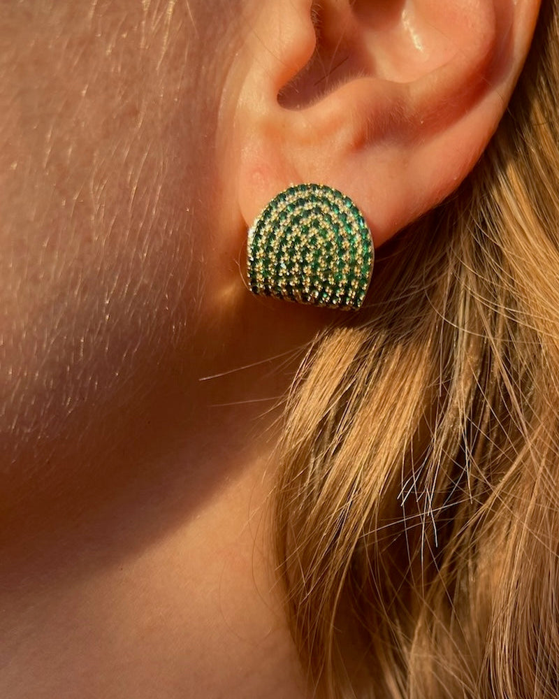 ARC STUDS IN EMERALD - Romi Boutique