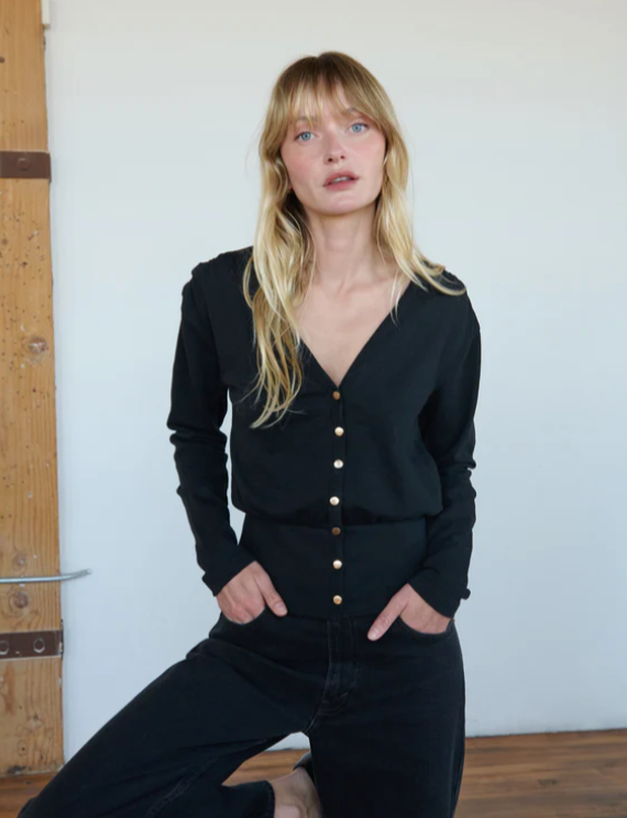 COLETTE CARDIGAN TOP IN JET BLACK