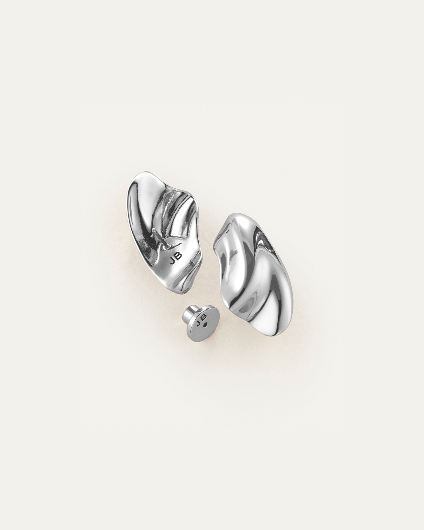 PORTIA EARRINGS IN HIGH POLISH SILVER