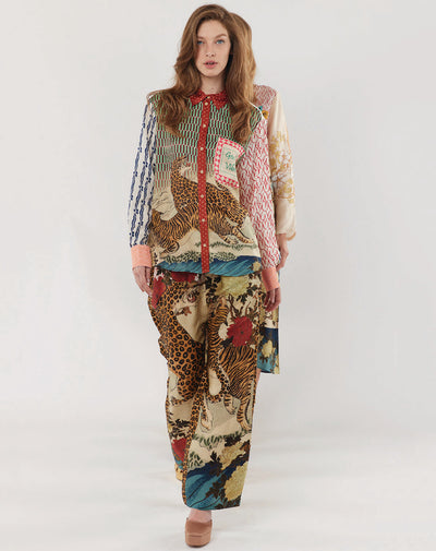 BAILEY STRAIGHT LEG PRINTED PANT IN ORIENTAL - Romi Boutique