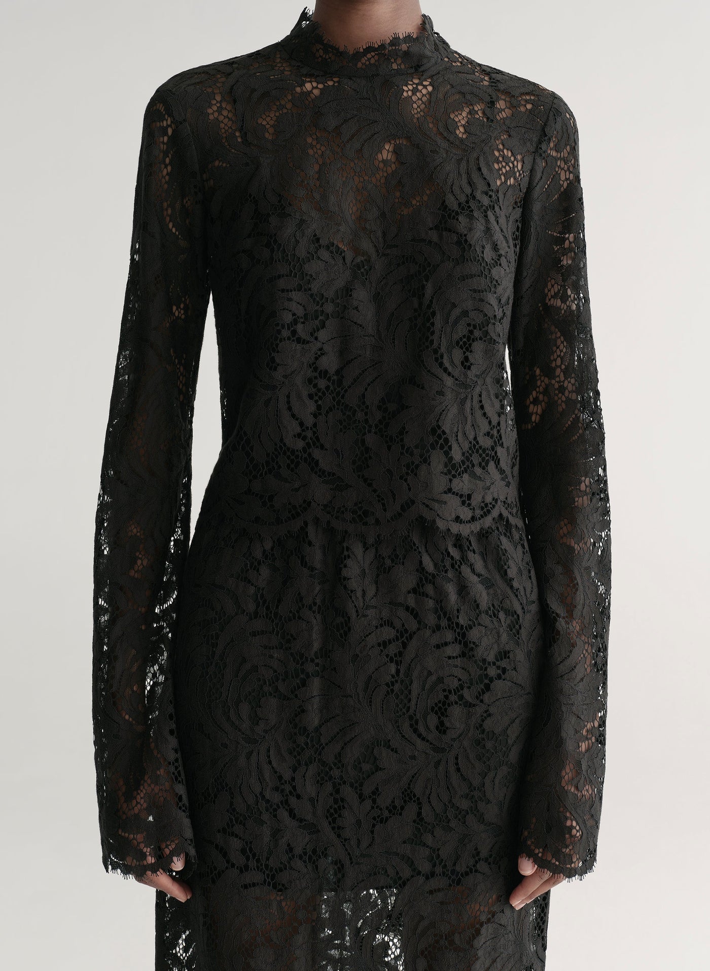 MARGOT LACE TOP IN BLACK