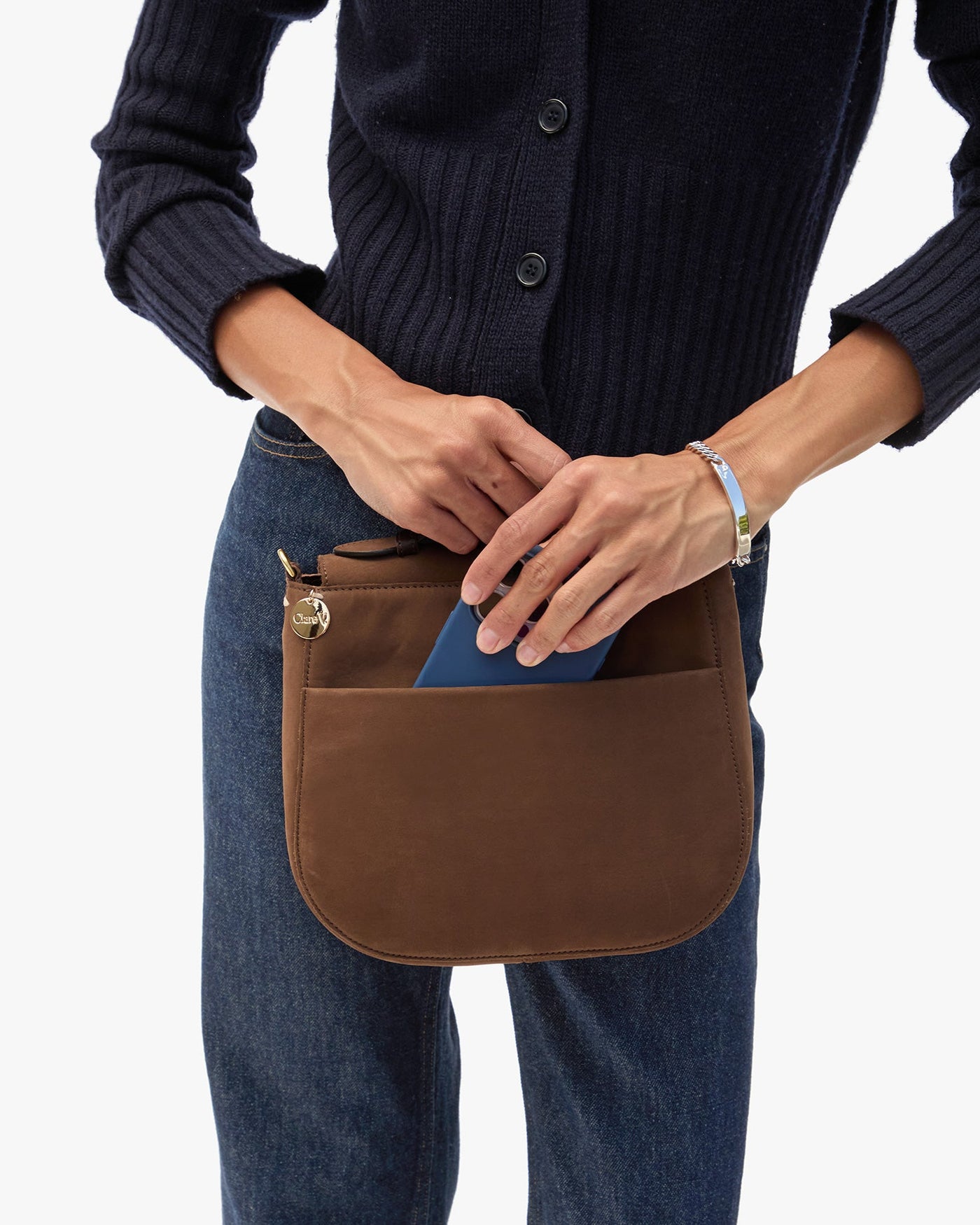 TURNLOCK LOUIS W/ TOP HANDLE IN CHOCO BAR