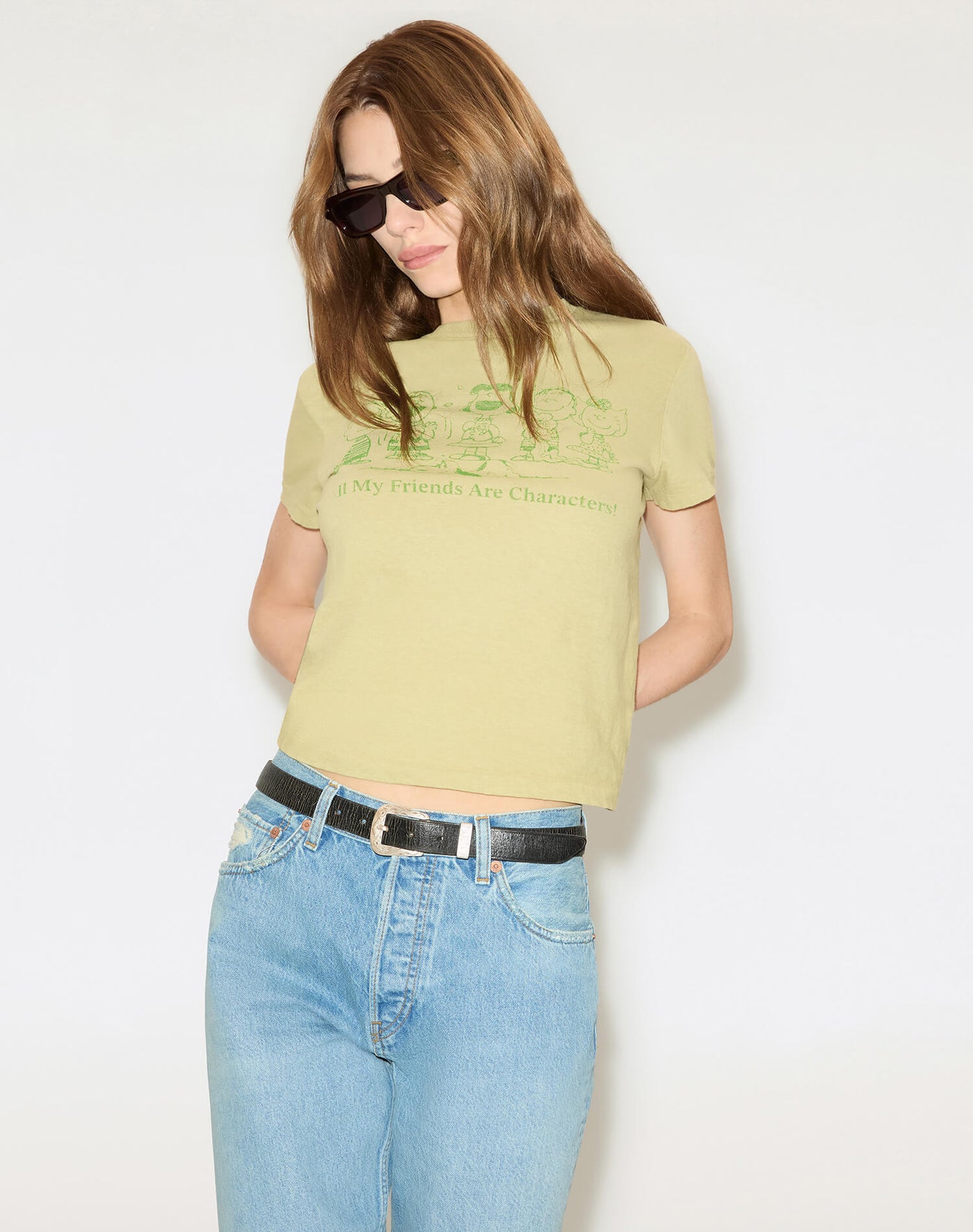 CLASSIC TEE PEANUTS CHARACTERS IN LIGHT CEDAR - Romi Boutique