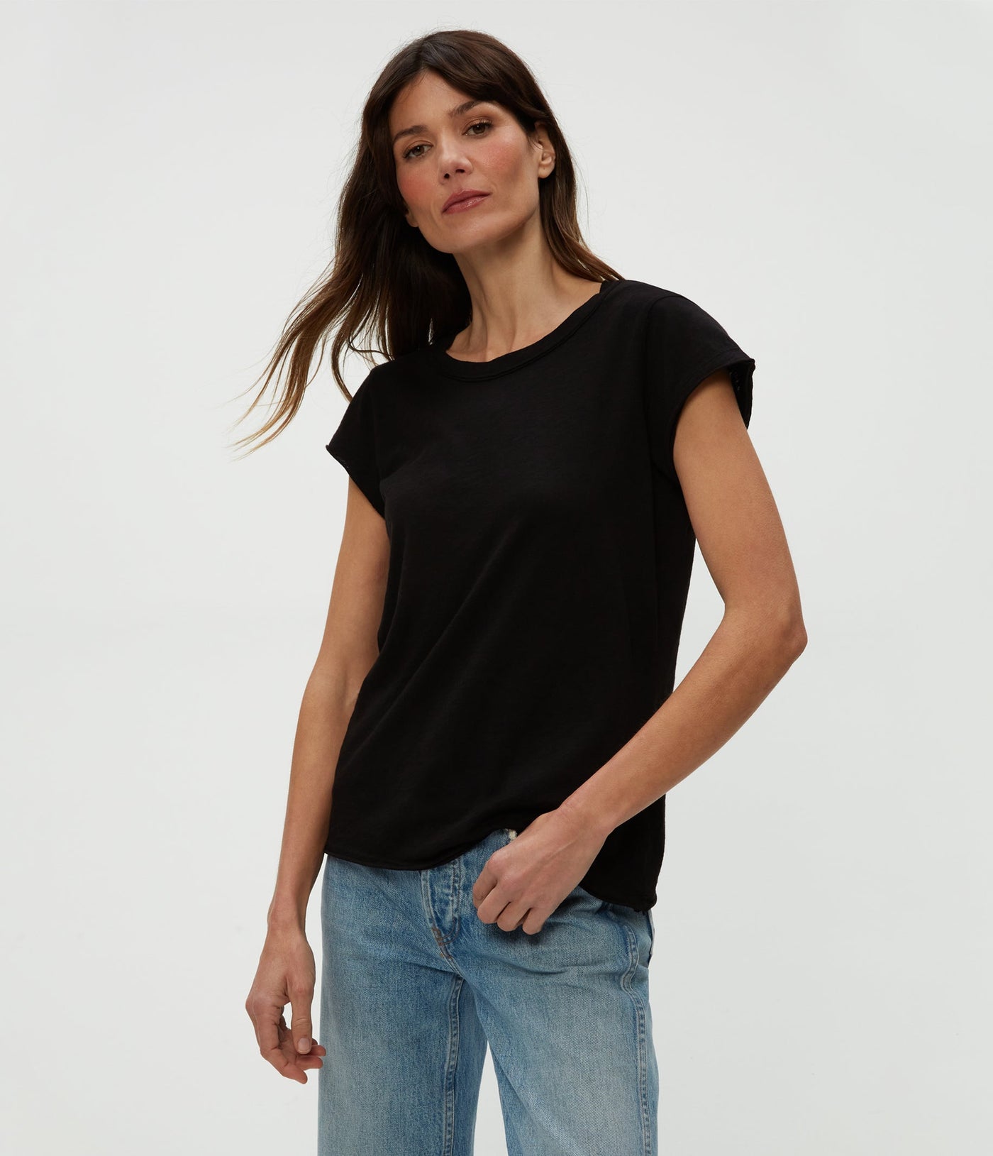 TRUDY SUPIMA TEE IN BLACK