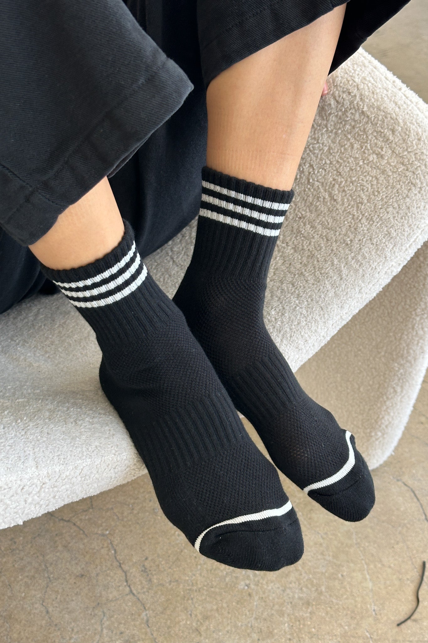 GIRLFRIEND SOCKS - Romi Boutique